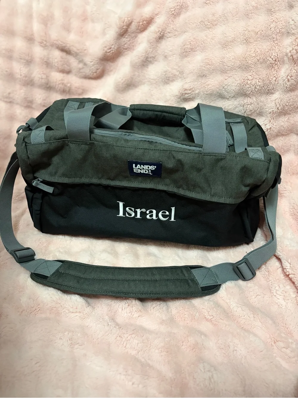 Lands' End two-tone gray and black men's duffel with 'Israel' embroidery